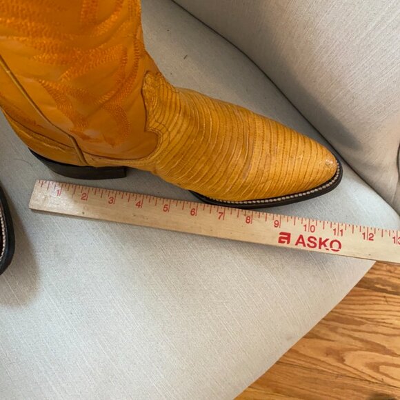 Cowboy Boots, Golden Yellow, Women's size 8.5 (US) - Picture 8 of 12